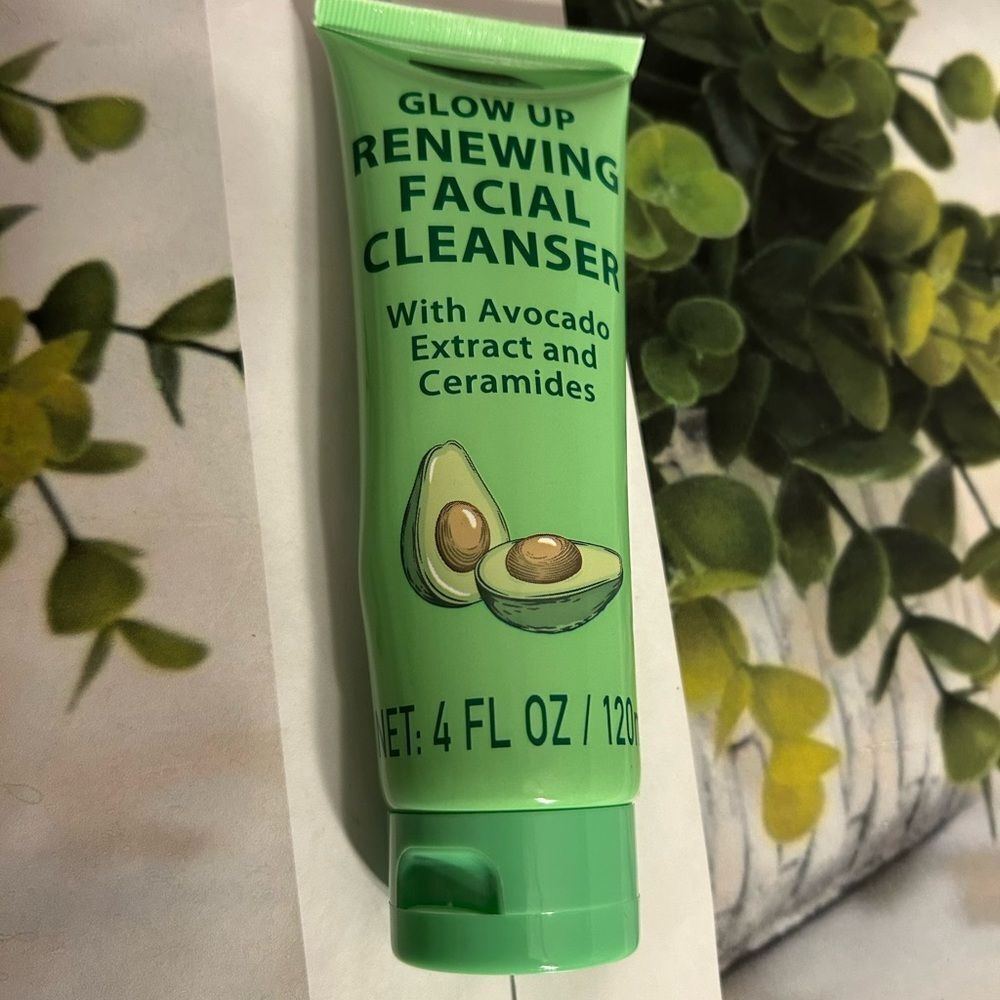 🛍️b•pure Glow Up Facial Cleanser Avocado Ceramides 4.4 FL OZ 120 ml💥 - Picture 3 of 7